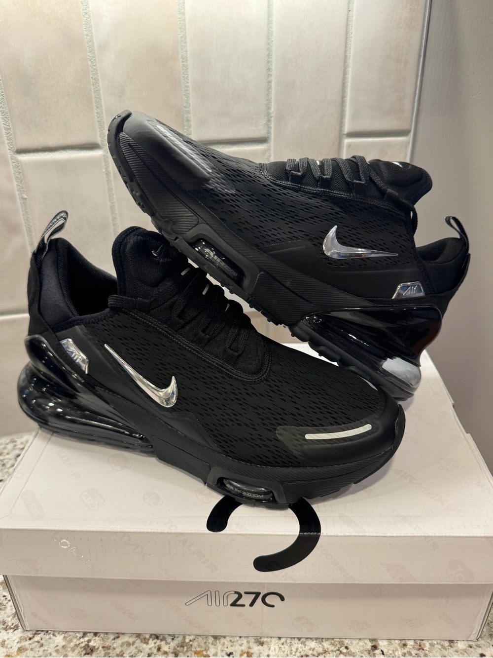 Nike Air Max 270 Premium